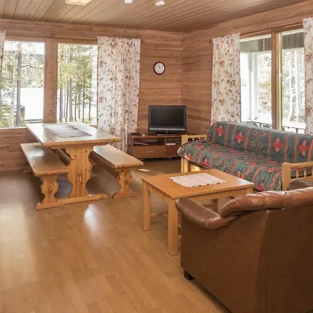 Holiday Kallio, Taivallahden Lomama¶kit بيت للعطل